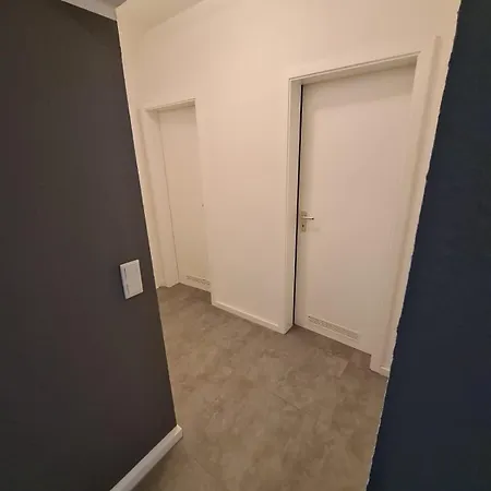 Schoene 3 Netflix+prime Apartman Krefeld